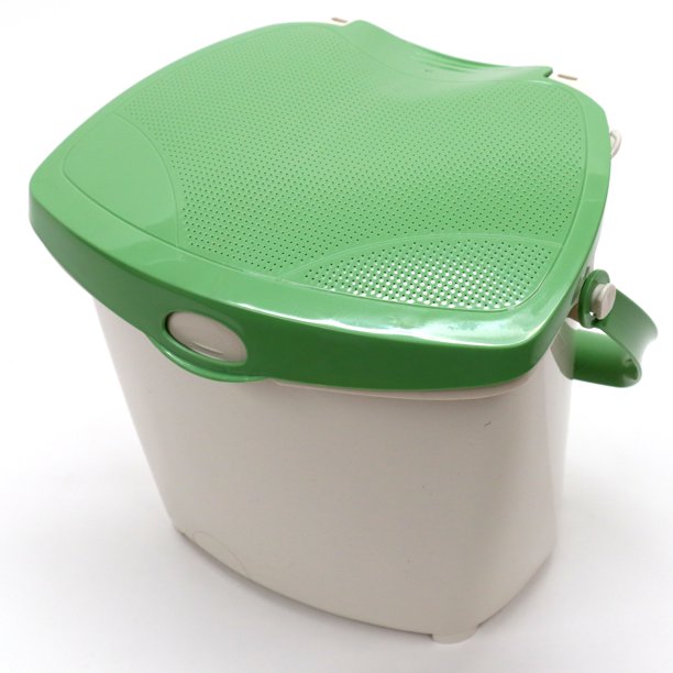 kitchen compost bucket